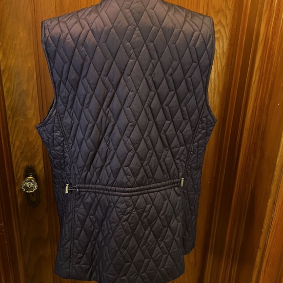 Croft and Barrow Vest - Picture 2 of 5